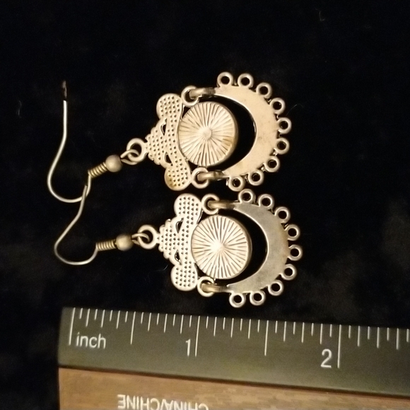 -🌸Gorgeous set of Tibetan Silver and turquoise elephant bracelet & earrings - Picture 7 of 8